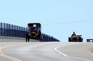 Jim Laumeyer's 1910 Maxwell and Rob Heyen's 1907 Ford Model K