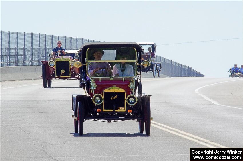 Jim Laumeyer's 1910 Maxwell and Rob Heyen's 1907 Ford Model K