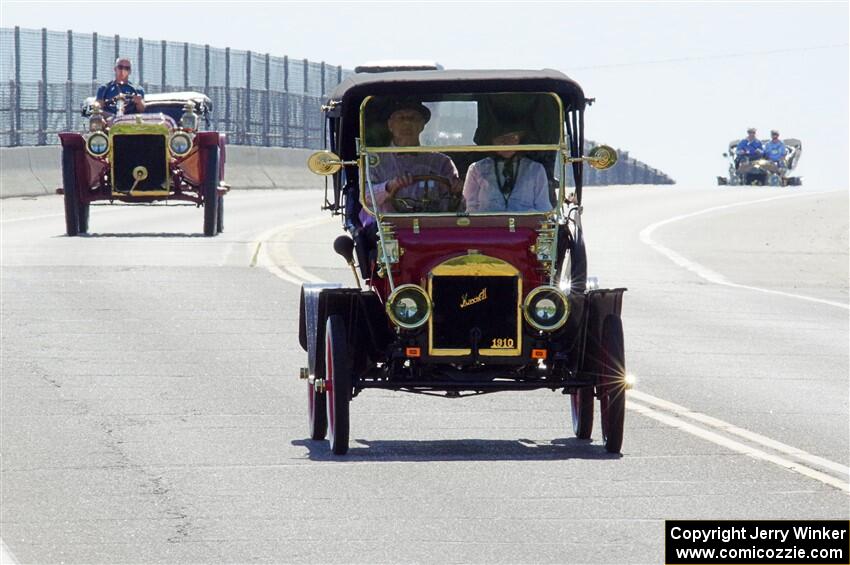 Jim Laumeyer's 1910 Maxwell and Rob Heyen's 1907 Ford Model K