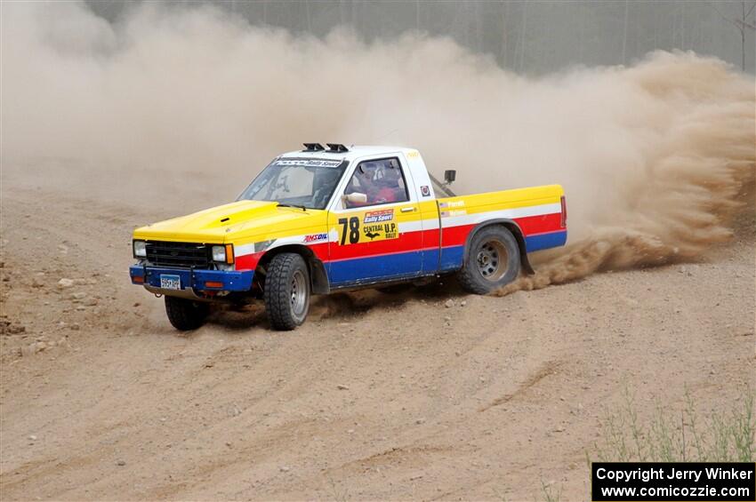 Scott Parrott / Ian Holmes Chevy S-10 on SS1, J5 North.