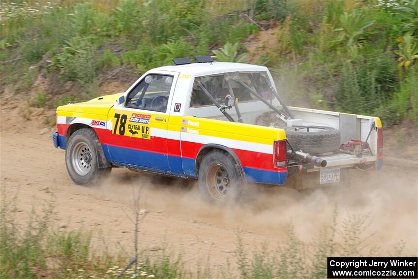 Scott Parrott / Ian Holmes Chevy S-10 on SS1, J5 North.