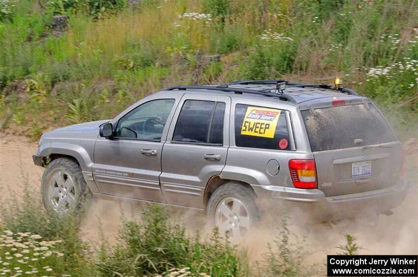 A Jeep Grand Cherokee sweeps SS1, J5 North.