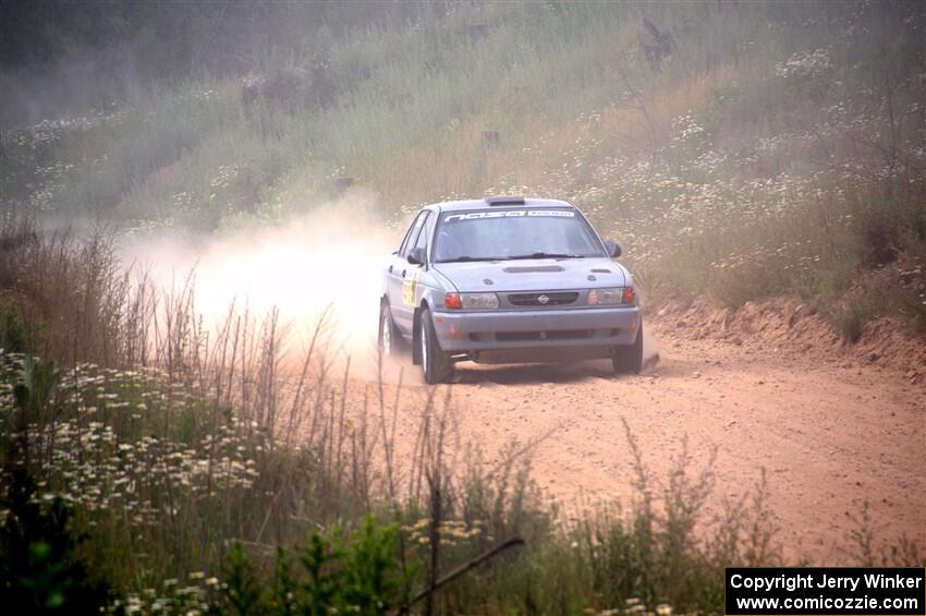 Dexter Clark / William Marenich Nissan Sentra SE-R on SS4, J5 South.