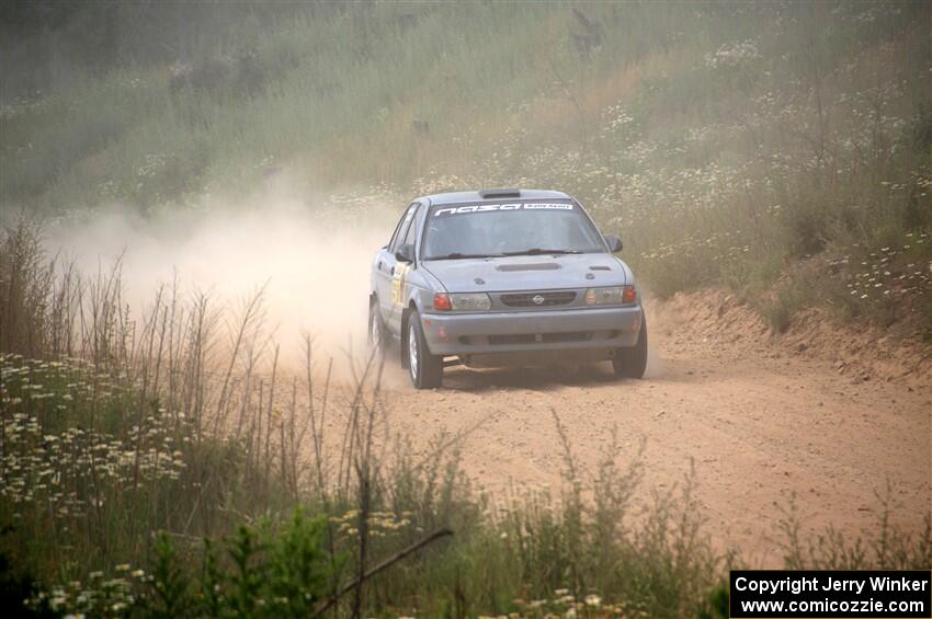 Dexter Clark / William Marenich Nissan Sentra SE-R on SS4, J5 South.