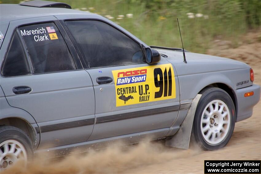 Dexter Clark / William Marenich Nissan Sentra SE-R on SS4, J5 South.