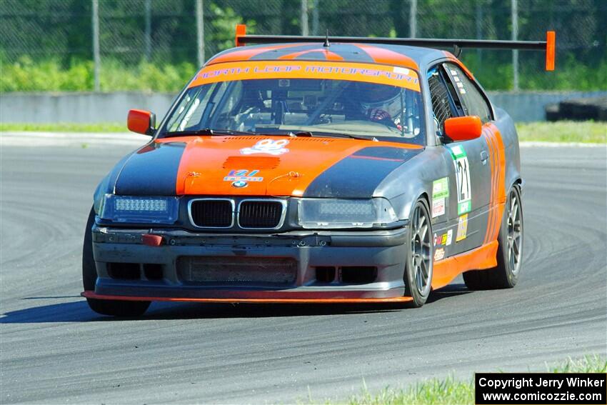 Chad Baures' ITE-2 BMW 323is