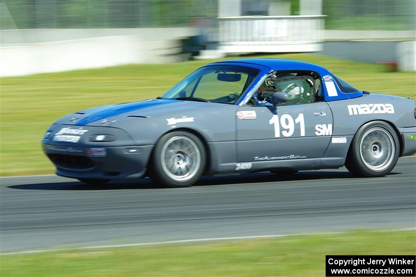 Aaron Jongbloedt's Spec Miata Mazda Miata