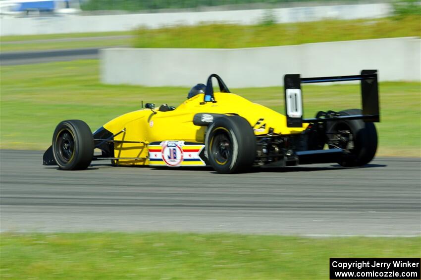 Steve Thomson's Formula X Van Diemen DP08/Elan