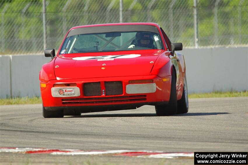 Matt Lawson's ITE-2 Porsche 944 Turbo