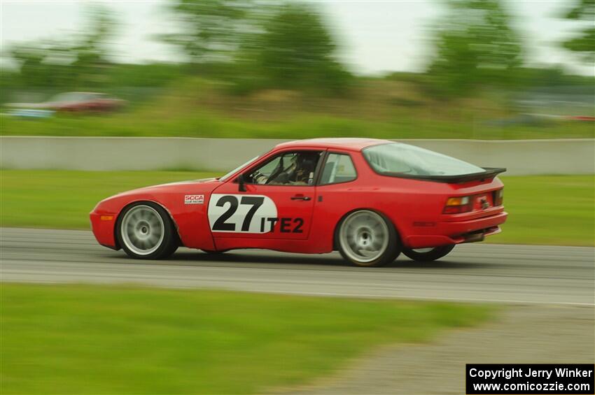 Matt Lawson's ITE-2 Porsche 944 Turbo