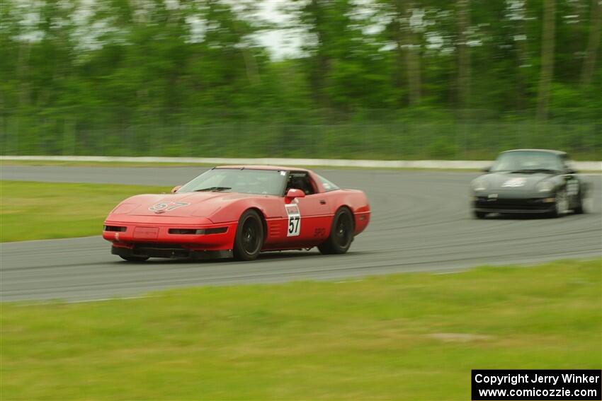 Tom Fuehrer's SPO Chevy Corvette and Phil Magney's ITE-1 Porsche 993