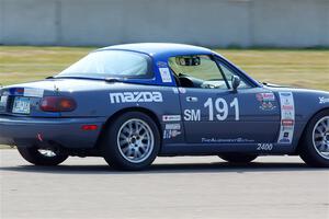 Aaron Jongbloedt's Mazda Miata