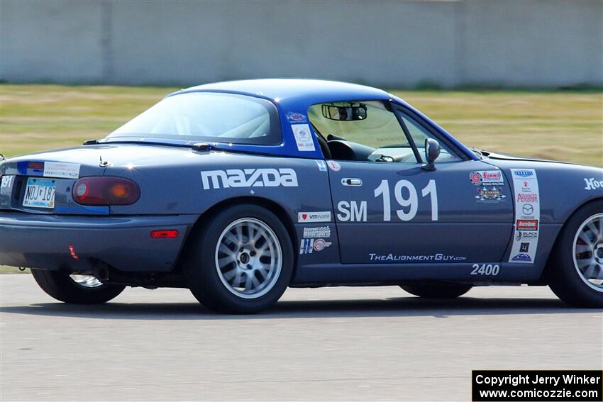 Aaron Jongbloedt's Mazda Miata