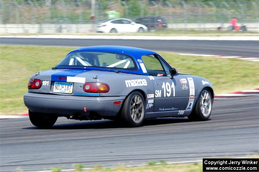 Aaron Jongbloedt's Mazda Miata