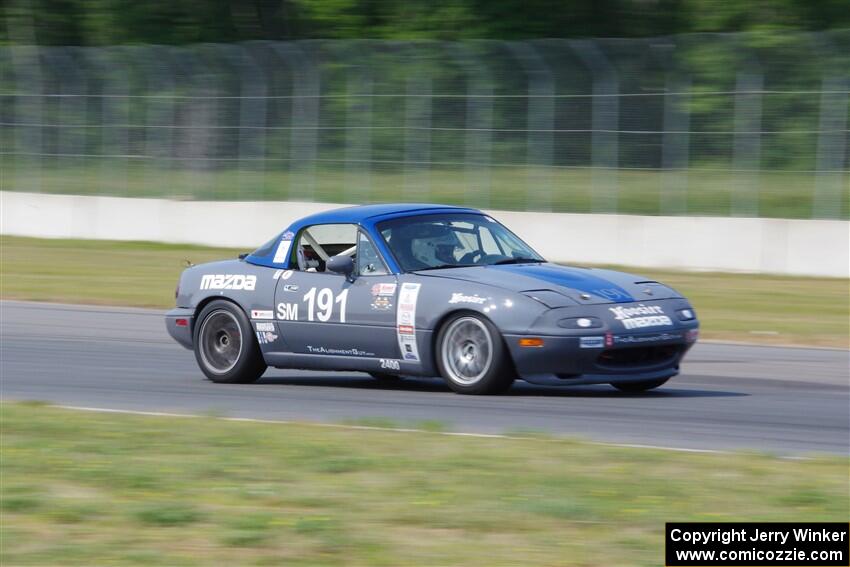 Aaron Jongbloedt's Mazda Miata