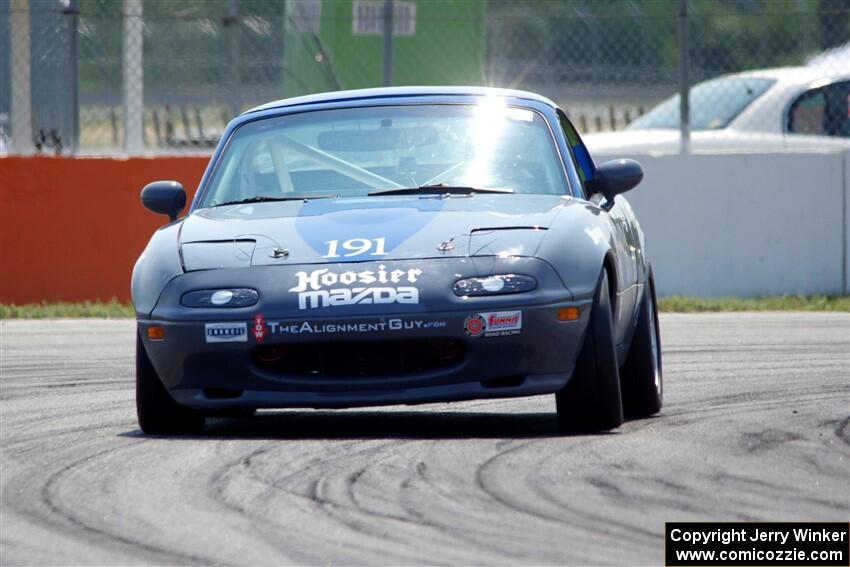 Aaron Jongbloedt's Mazda Miata