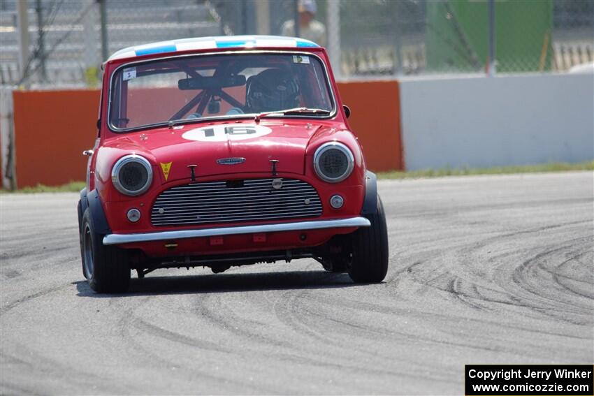 Paul Bastyr's Austin Mini Cooper