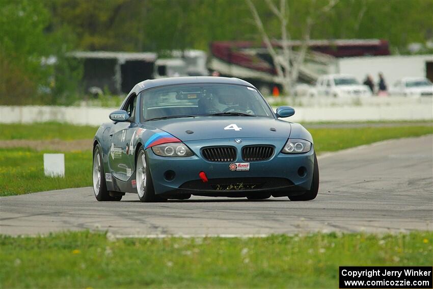 Roger Knuteson's T4 BMW Z4