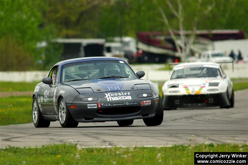 Aaron Jongbloedt's Spec Miata Mazda Miata