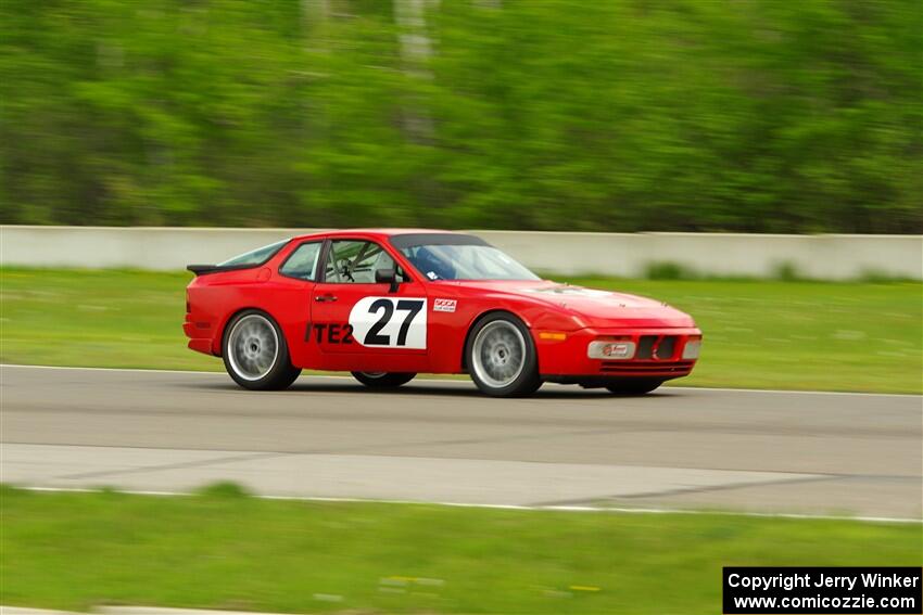 Matt Lawson's ITE-2 Porsche 944 Turbo