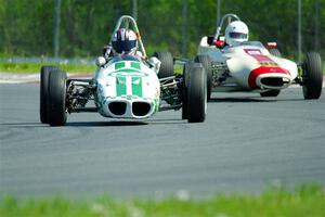 Murray Burkett's Chinook Mk IX Formula Ford and Helmut Friedrich's Caldwell D9 Formula Ford