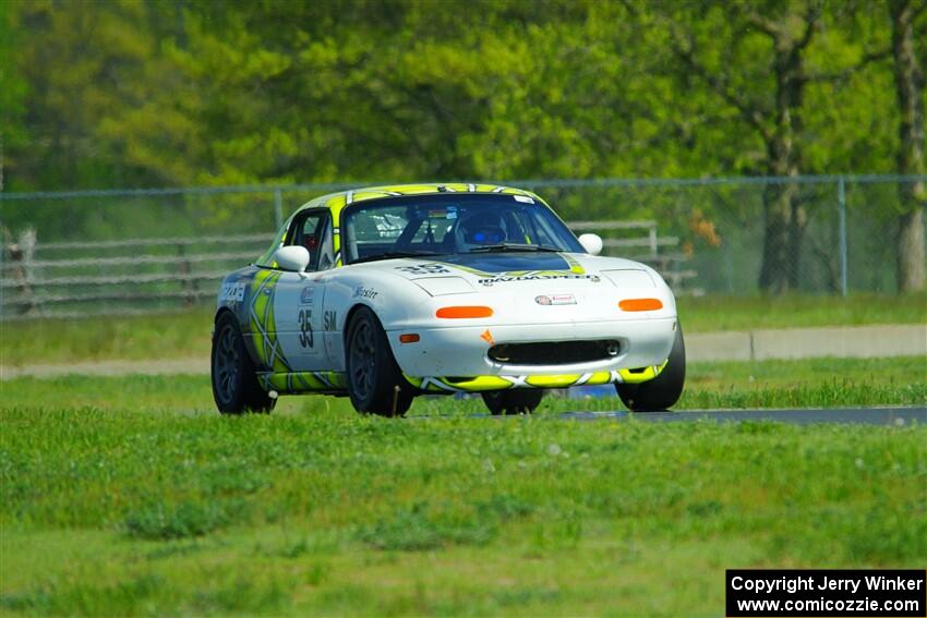 Dan Corgard's Spec Miata Mazda Miata