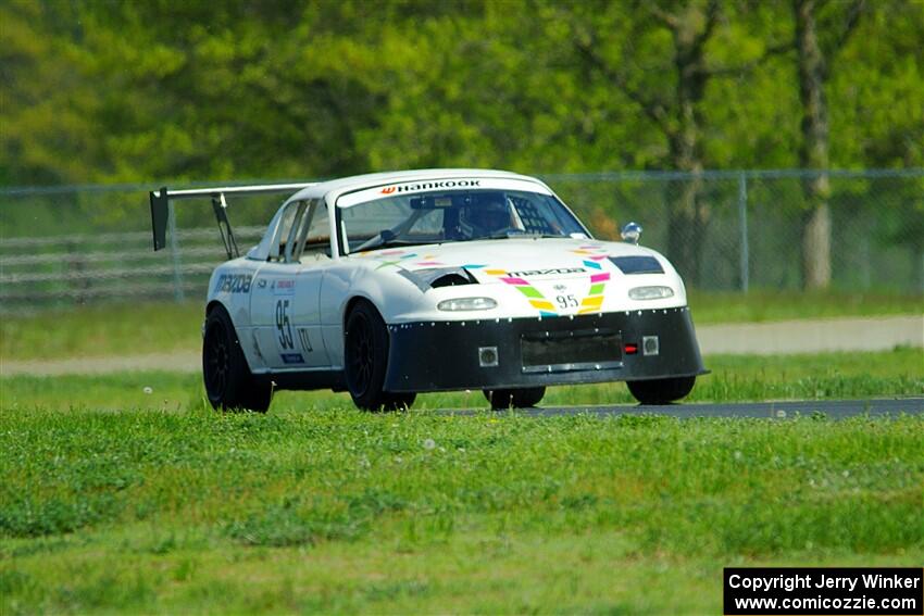 Mark Fitzpatrick's ITJ Mazda Miata