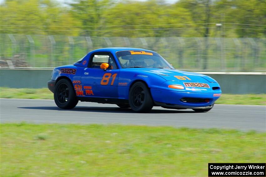 Gordon Kuhnley's Spec Miata Mazda Miata