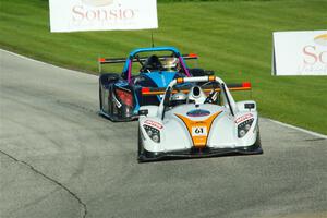 Reece Everard's Radical SR3 RSX 1500 and Gustavo Rafols' Radical SR3 RSX 1500