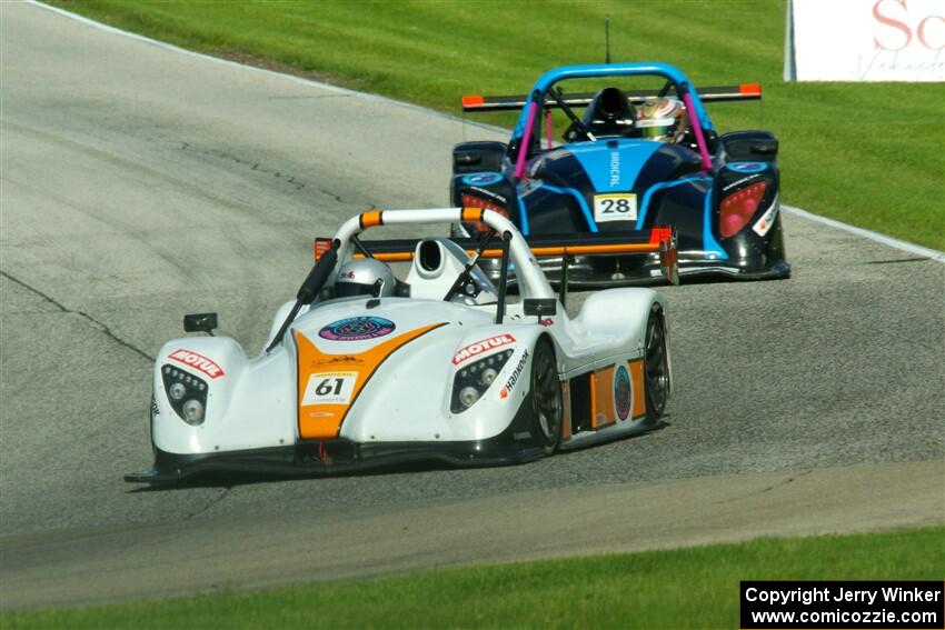 Reece Everard's Radical SR3 RSX 1500 and Gustavo Rafols' Radical SR3 RSX 1500