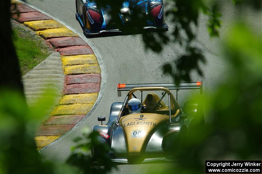 Nate Smith's Radical SR3 RS 1500 and Gustavo Rafols' Radical SR3 RSX 1500