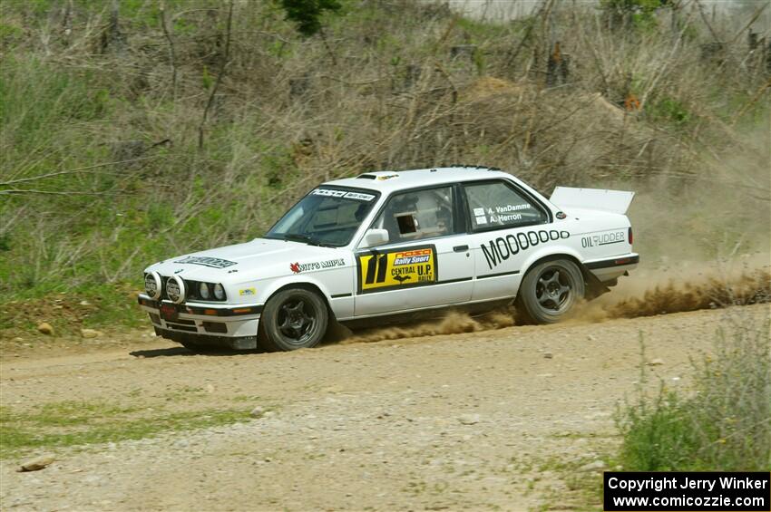 Adam VanDamme / Andrew Herron BMW 325i on SS1, J5 North.