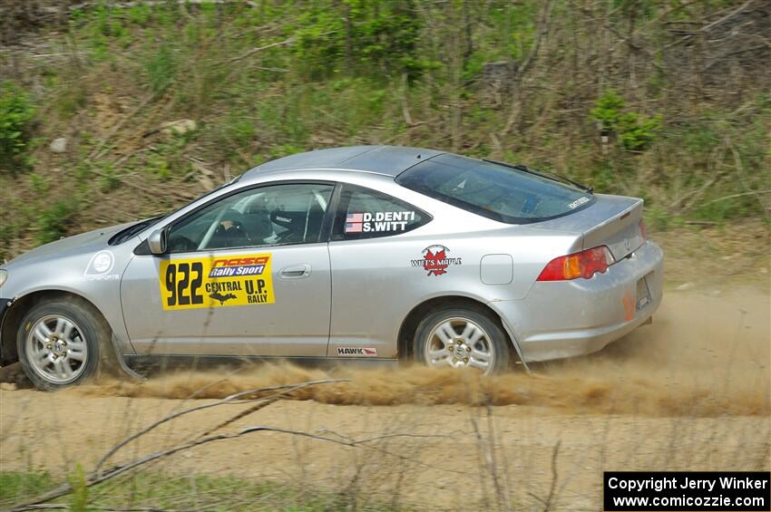 Derek Denti / Shanti Witt Acura RSX on SS1, J5 North.