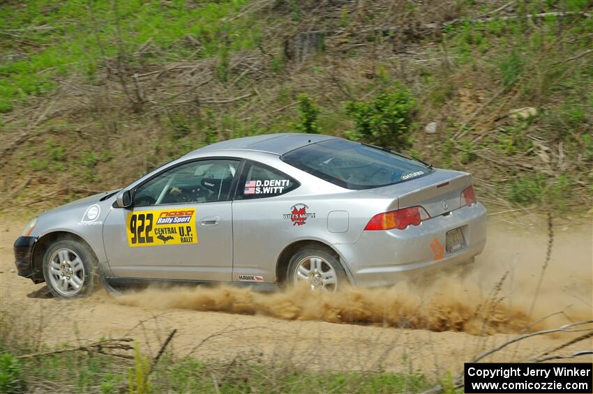 Derek Denti / Shanti Witt Acura RSX on SS1, J5 North.