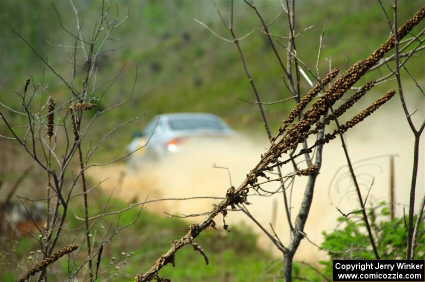 Derek Denti / Shanti Witt Acura RSX on SS1, J5 North.