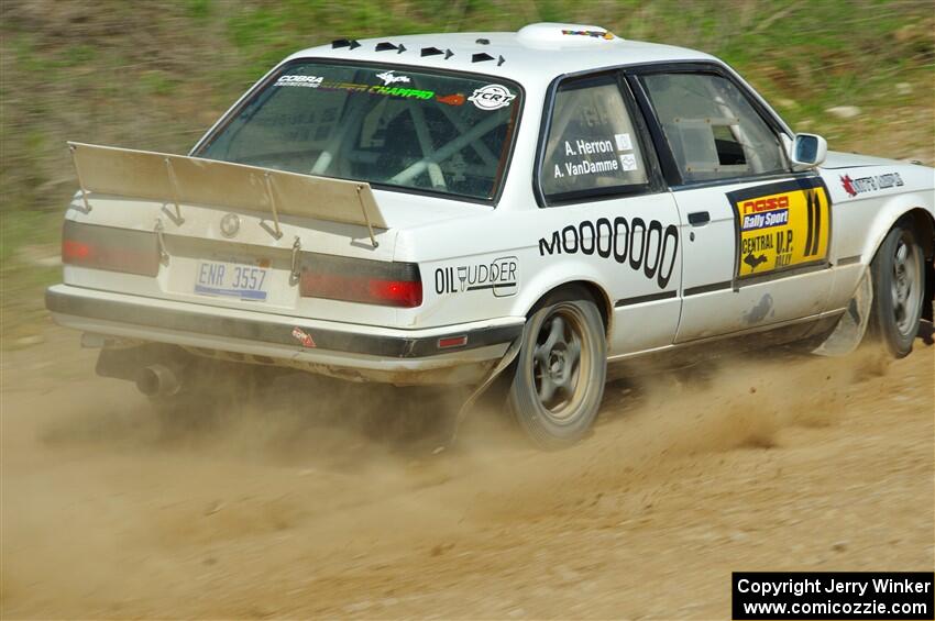 Adam VanDamme / Andrew Herron BMW 325i on SS4, J5 South.