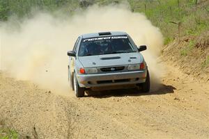 Dexter Clark / Jon McCallie Nissan Sentra SE-R on SS4, J5 South.