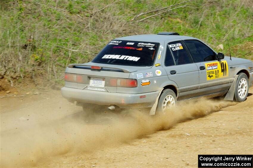 Dexter Clark / Jon McCallie Nissan Sentra SE-R on SS4, J5 South.