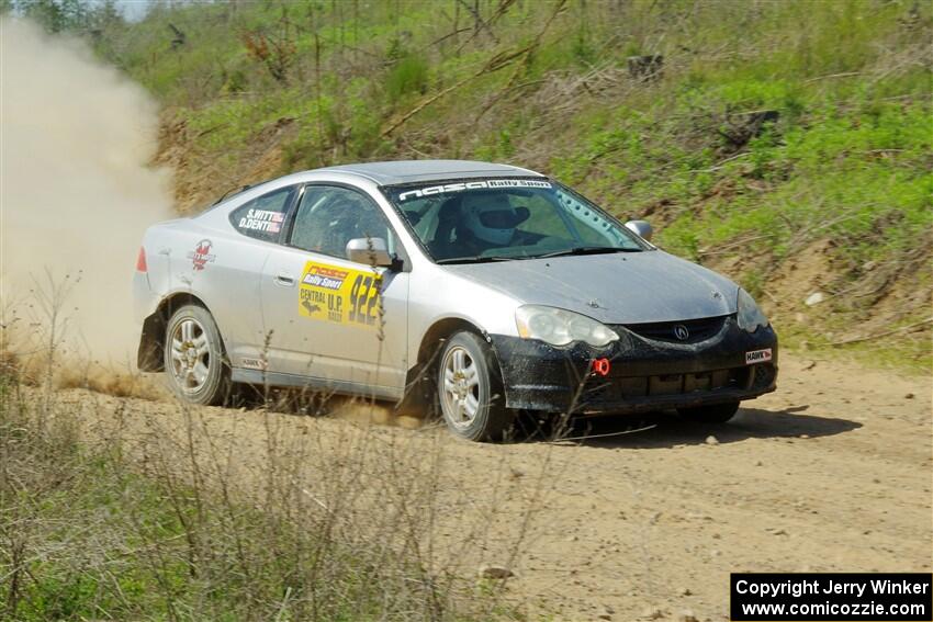 Derek Denti / Shanti Witt Acura RSX on SS4, J5 South.