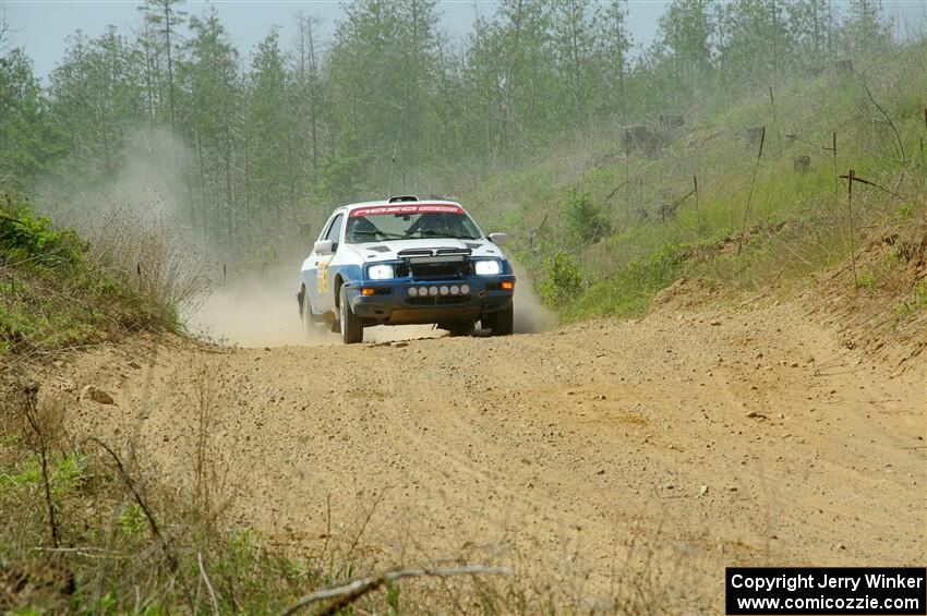 Perry Seaman / Patty Seaman Merkur XR4Ti on SS4, J5 South.