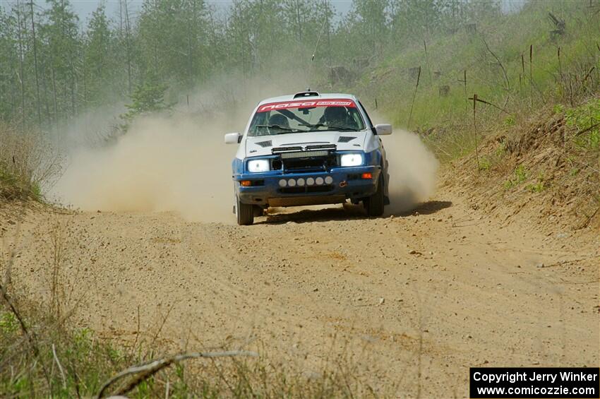 Perry Seaman / Patty Seaman Merkur XR4Ti on SS4, J5 South.