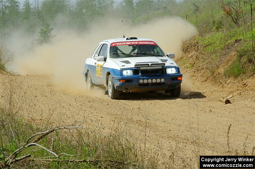 Perry Seaman / Patty Seaman Merkur XR4Ti on SS4, J5 South.