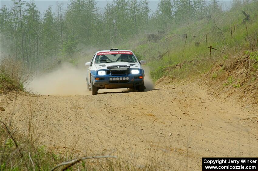 Perry Seaman / Patty Seaman Merkur XR4Ti on SS4, J5 South.