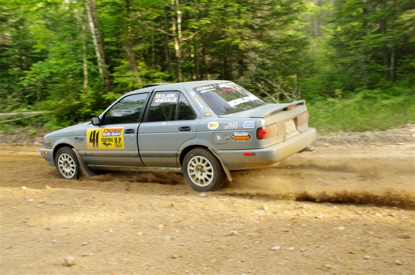 Dexter Clark / Jon McCallie Nissan Sentra SE-R on SS7, Sand Rd. Long.