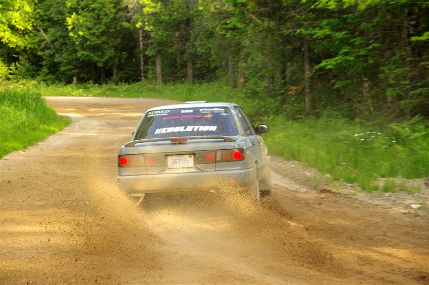 Dexter Clark / Jon McCallie Nissan Sentra SE-R on SS7, Sand Rd. Long.