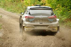 Enda McCormack / Liam McCormack Hyundai i20 R5 on SS1, Steamboat I.