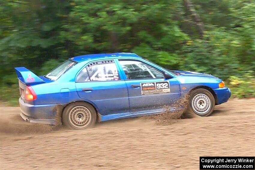 Dmitri Kishkarev / Keegan Helwig Mitsubishi Lancer Evo IV on SS1, Steamboat I.