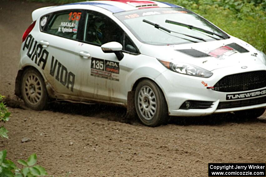 Roberto Yglesias / Alix Hakala Ford Fiesta ST on SS1, Steamboat I.