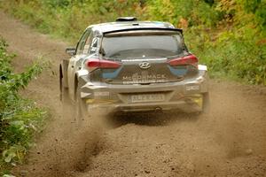 Enda McCormack / Liam McCormack Hyundai i20 R5 on SS5, Steamboat II.