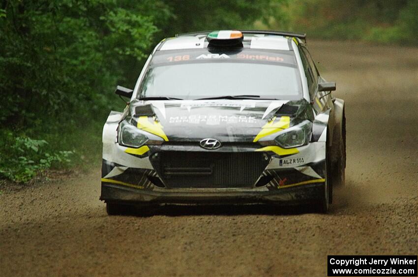 Enda McCormack / Liam McCormack Hyundai i20 R5 on SS8, Refuge II.